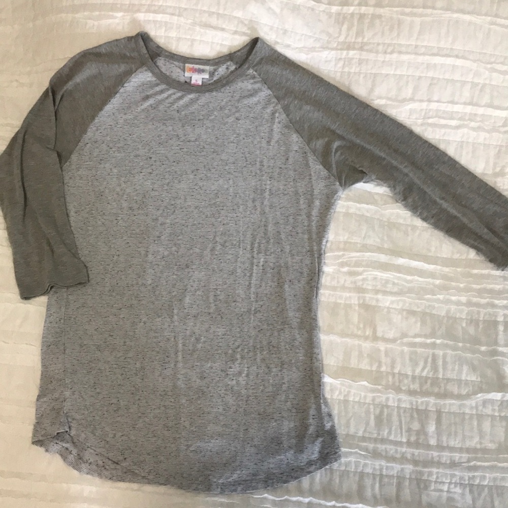 Small LulaRoe top